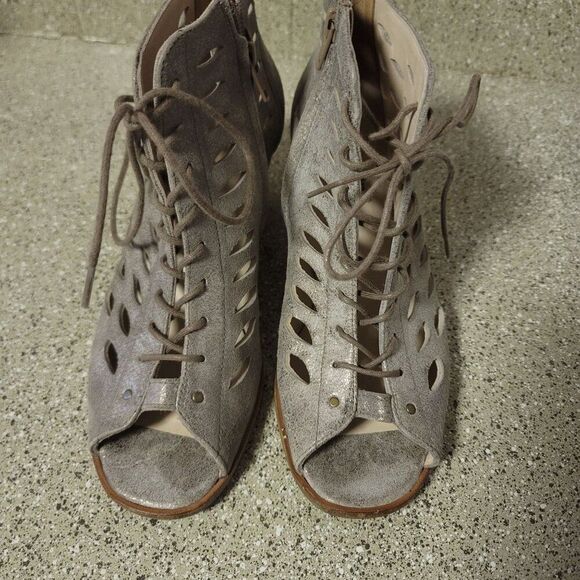 Paul Green Bali Silver Peep Toe Perforated lace Up Heels Size 6.5 UK 4 - Picture 2 of 9